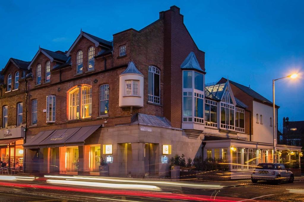 chelsea-outside-bar-restaurant-lisburn-road-the-chelsea-belfast